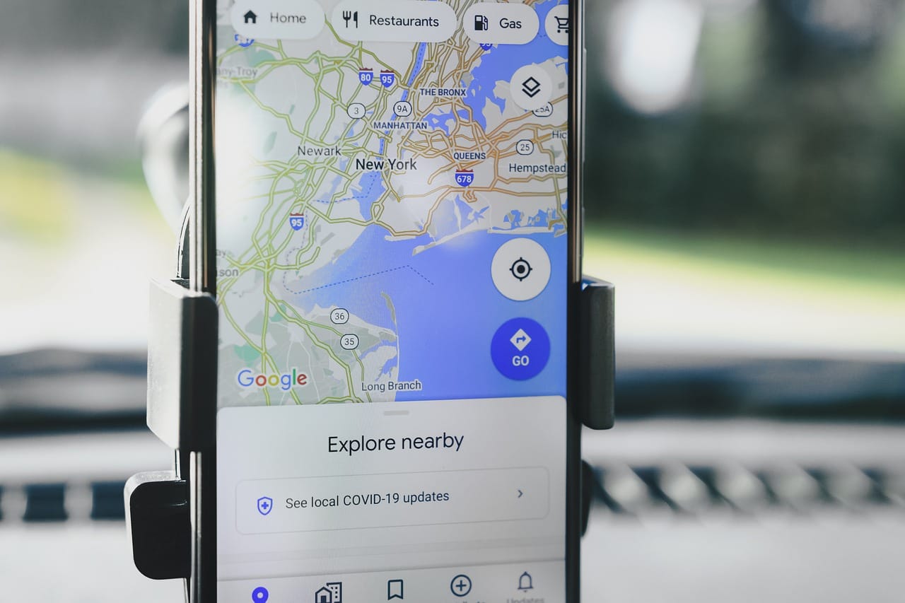 Navigation on Google Maps mobile app